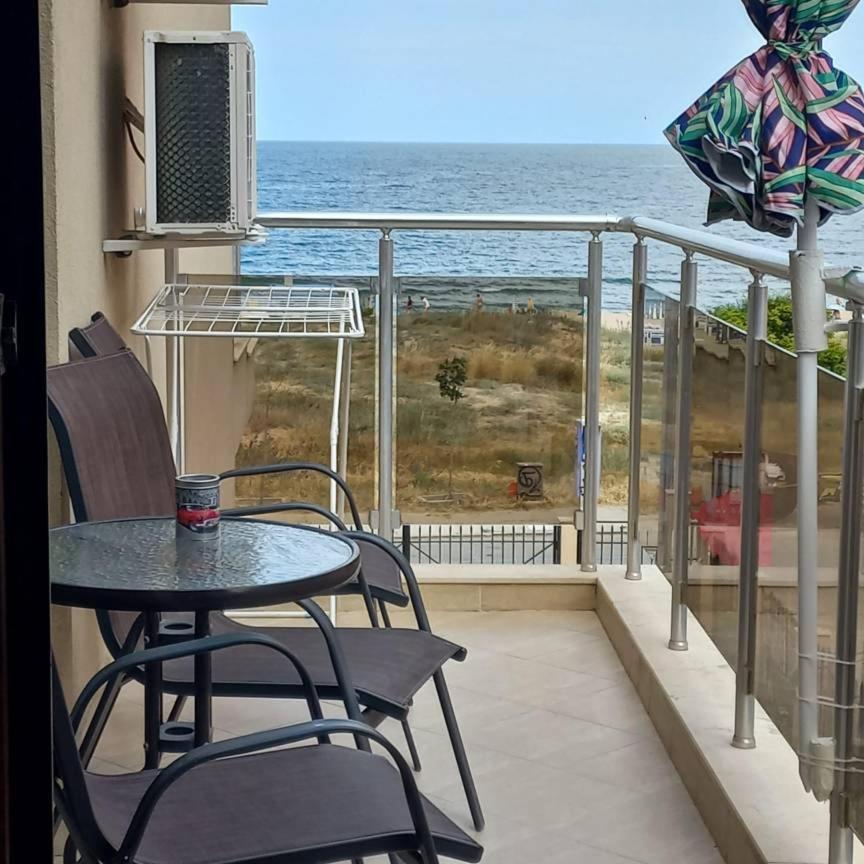 Sea Breeze. Apartment โซโซโปล ภายนอก รูปภาพ
